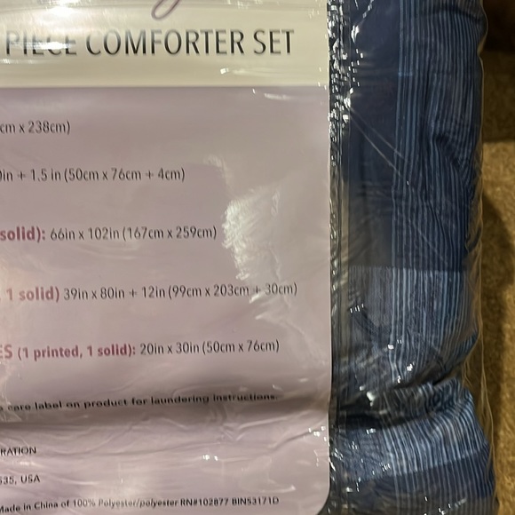 Berkshire Life Twin XL Comforter Set New with Tags - Picture 4 of 6